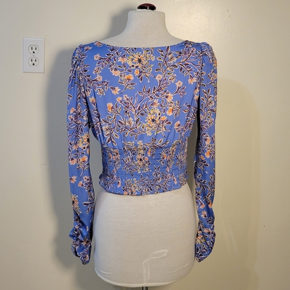 Free People (Women's Small) Santiago Floral Printed Long Sleeve Smocked Crop Top - Picture 3 of 8